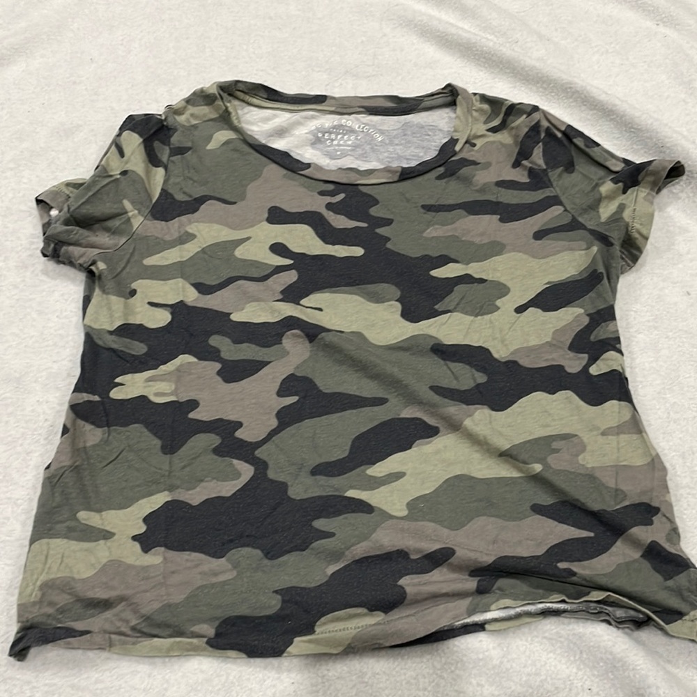 Tee